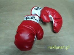 TRENINGOWA GRUSZKA BOKSERSKA Z RĘKAWICAMI.