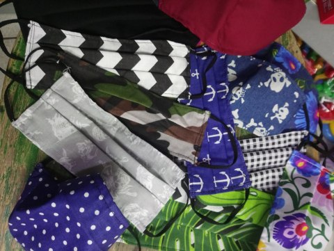 BAWEŁNIANA MASECZKA PROSTA Z ZAKŁADKAMI