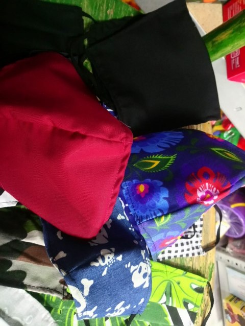 BAWEŁNIANA MASECZKA PROSTA Z ZAKŁADKAMI