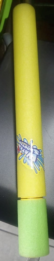 POMPKA DO WODY. PISTOLET NA WODĘ PIANKOWY 40cm