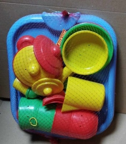 ZESTAW NACZYŃ - GARNKI, NACZYNIA I PRZYBORY KUCHENNE, TALERZE, KUBKI