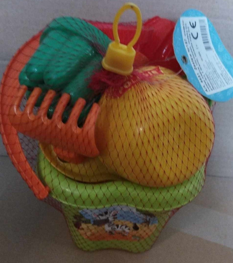 ZESTAW ZABAWEK DO PIASKU W WIADERKU Z ZEBRĄ wys. 11cm