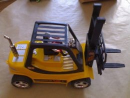 WÓZEK WIDŁOWY Z KIEROWCĄ 30cm