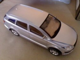 DUŻE AUTO Z NAPĘDEM RĘCZNYM 30cm