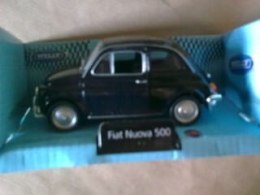 AUTOKOLEKCJA WELLY 1:34 - FIAT