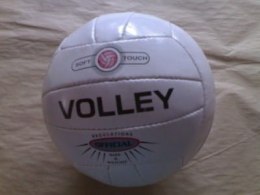 PIŁKA SIATKOWA BIAŁA