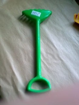 GRABIE PLASTIKOWE DUŻE 45cm