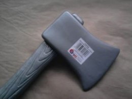 PLASTIKOWY TOPÓR 61cm