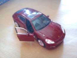 AUTOKOLEKCJA WELLY 1:34 - PORSCHE